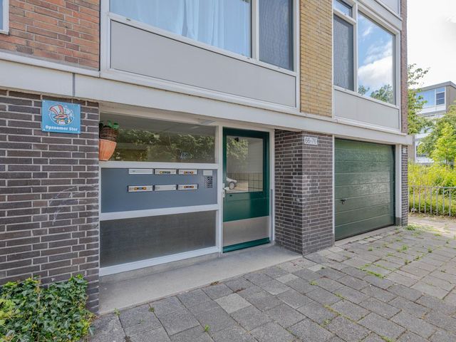 Kruisvoorde 74, Rotterdam