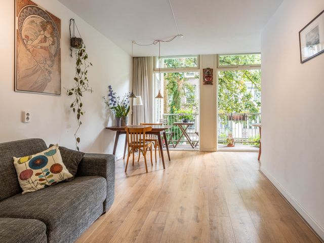 Zeeburgerdijk 74 1, Amsterdam