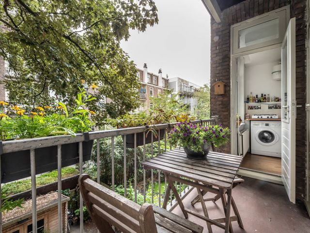 Zeeburgerdijk 74 1, Amsterdam