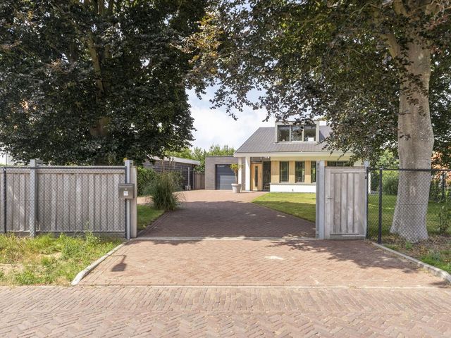Hogezoom 113, Renesse
