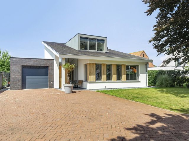Hogezoom 113, Renesse