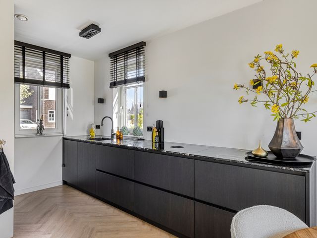 Grondzeilerstraat 51, Oude-Tonge