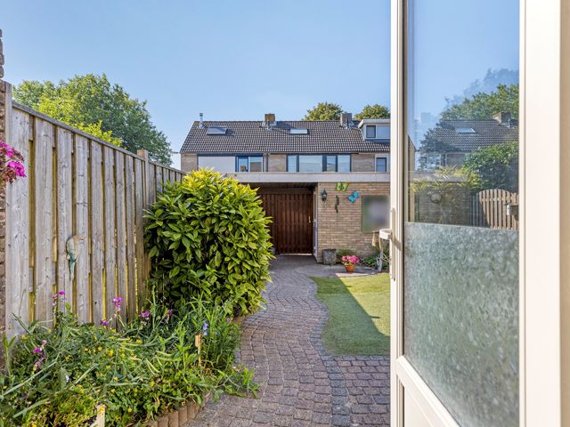 Rembrandtlaan 43, Middelharnis
