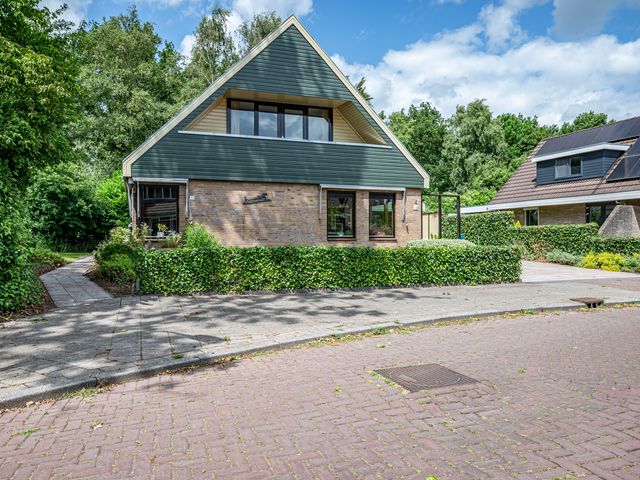 Muidenstraat 10, Emmeloord