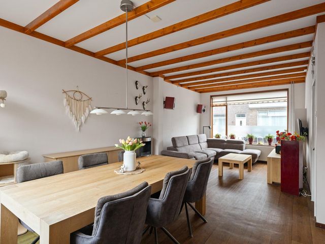 Jan in 't Veltstraat 26, Den Helder