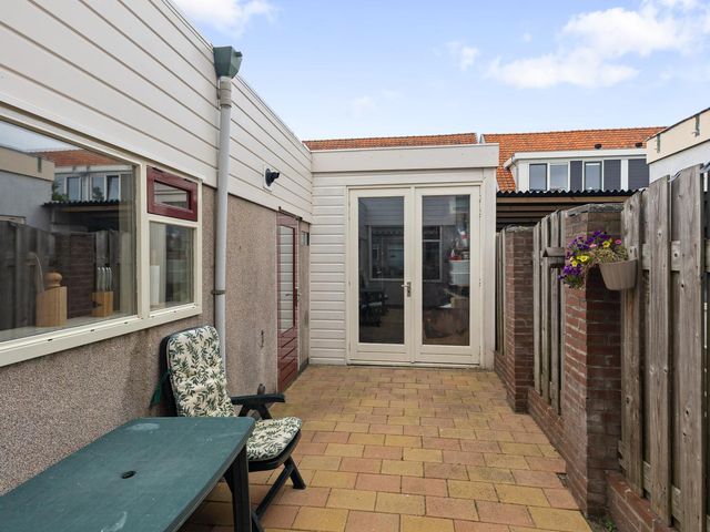 Jan in 't Veltstraat 26, Den Helder