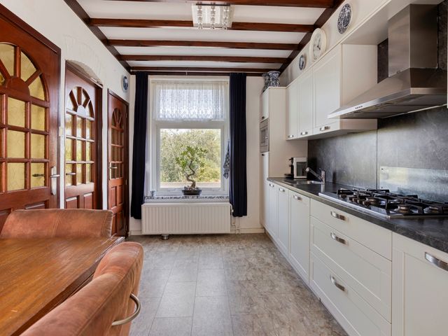 Gaete 16, Lage Zwaluwe
