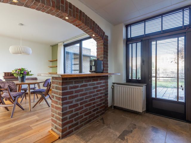 Ruys de Beerenbroucklaan 25, Urmond
