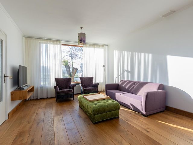 Ruys de Beerenbroucklaan 25, Urmond