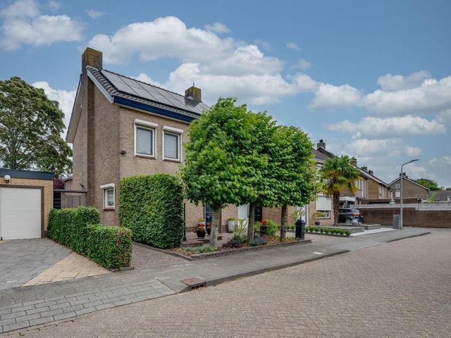 van der Zijpedreef 5, Rucphen