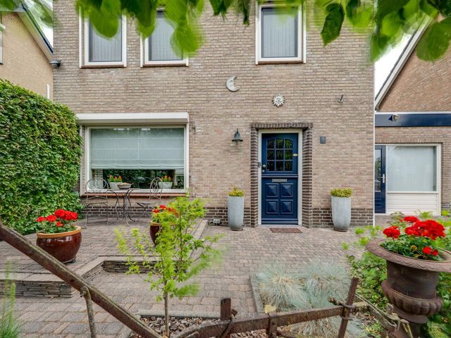 van der Zijpedreef 5, Rucphen
