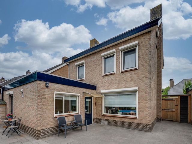 van der Zijpedreef 5, Rucphen