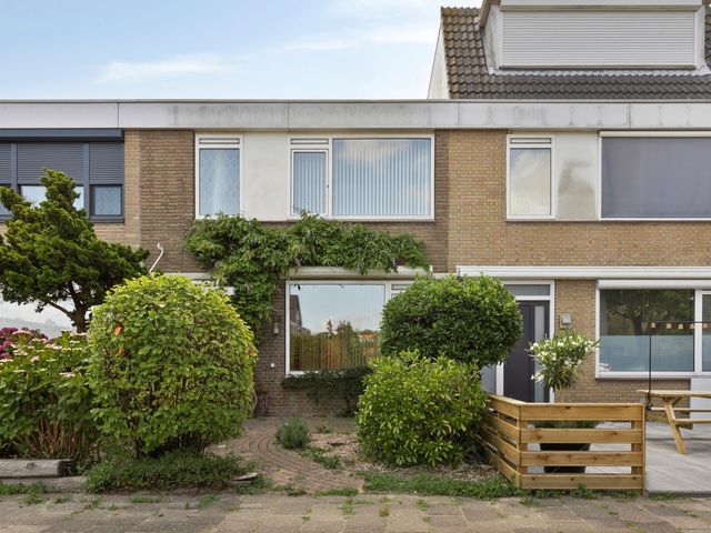 President Van Heelstraat 38, Hoek Van Holland