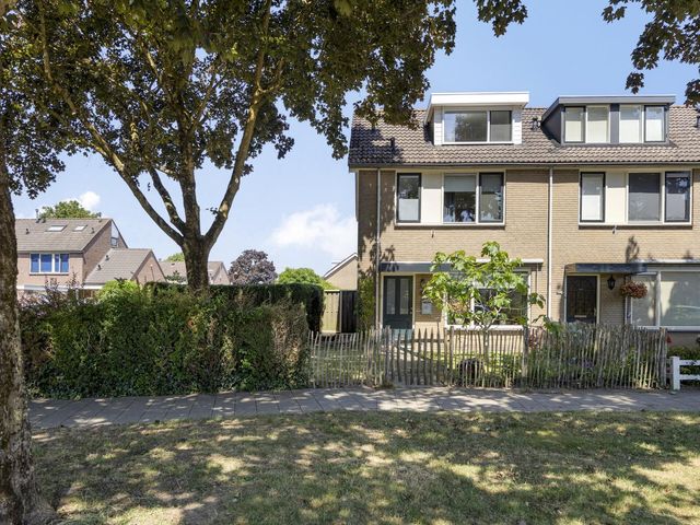 Olieakkerstraat 13, Heteren