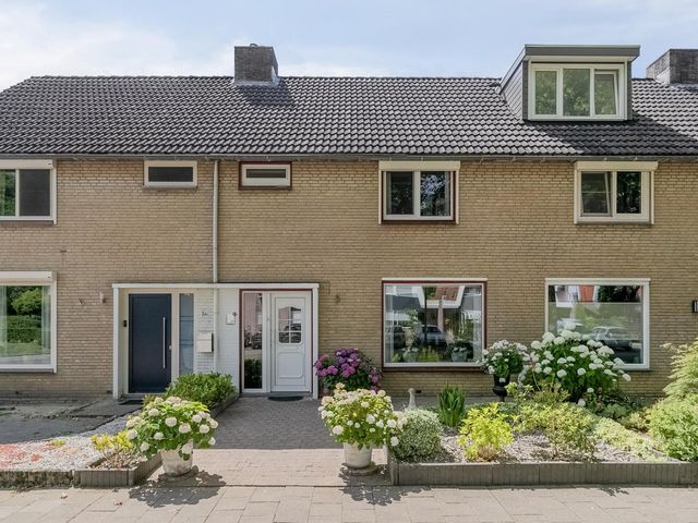 Mossellaan 62, Tholen
