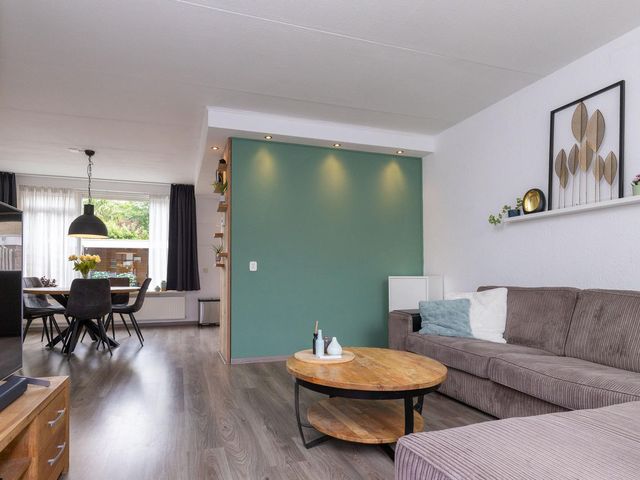 Hertog Albrechtstraat 10, Bovenkarspel