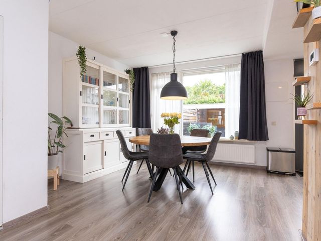 Hertog Albrechtstraat 10, Bovenkarspel