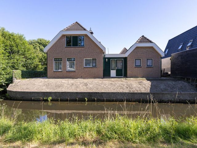 Ossenweide 37, Zwaag
