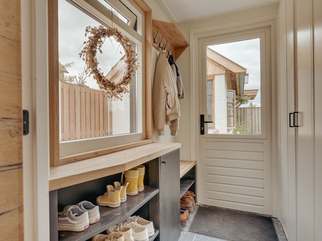 Sasputsestraat 28, Schoondijke