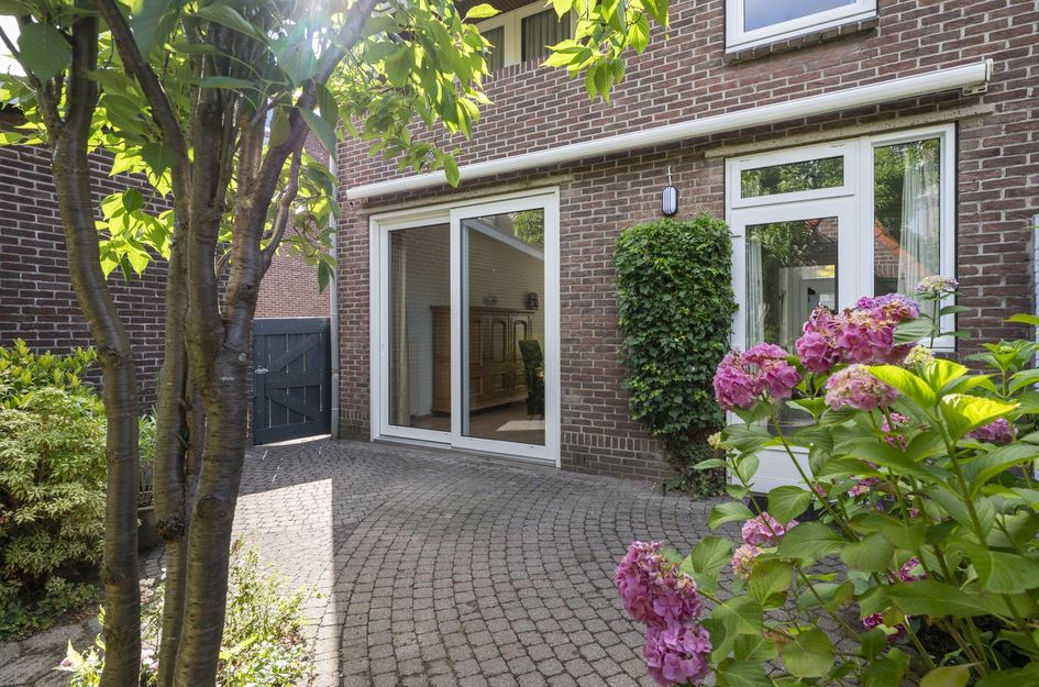 Lintjensstraat 15