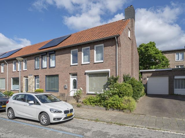 Lintjensstraat 15, Heerlen