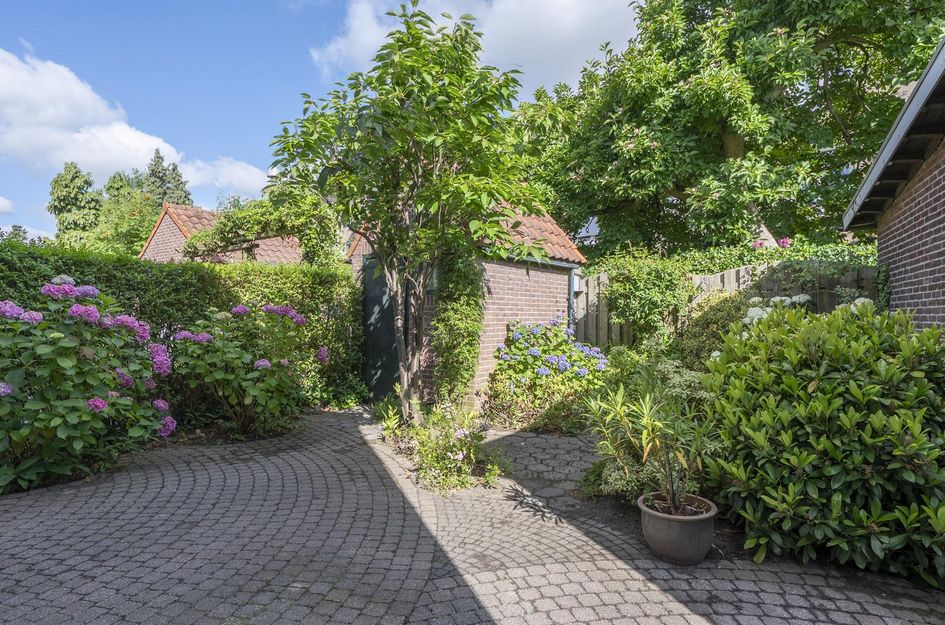 Lintjensstraat 15