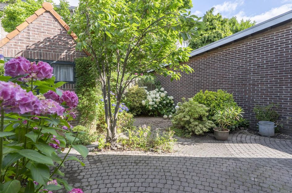 Lintjensstraat 15