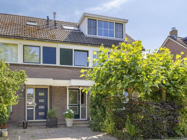 Leidsemeerstraat 63, Buitenkaag