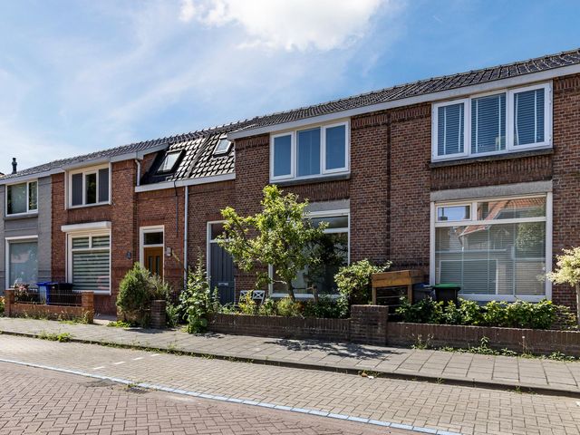 Tramstraat 5, Terneuzen