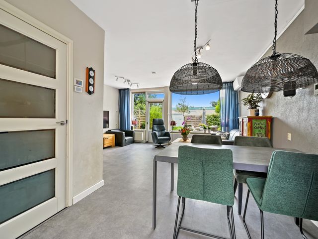 Churchilllaan 7, Delft