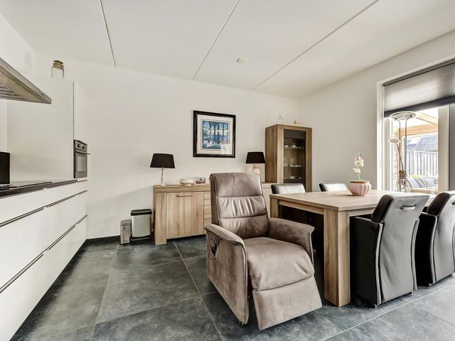 Henri Dunantstraat 7, Sint-Maartensdijk
