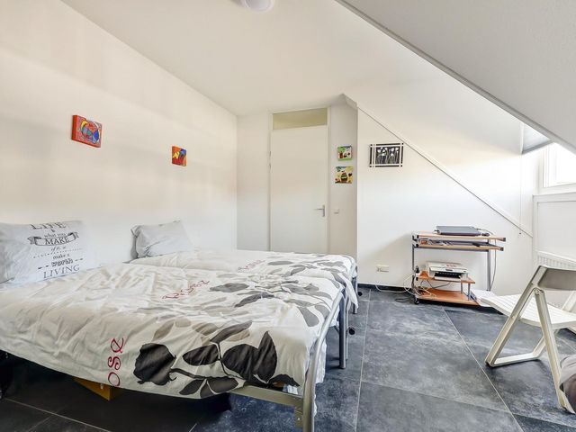 Henri Dunantstraat 7, Sint-Maartensdijk