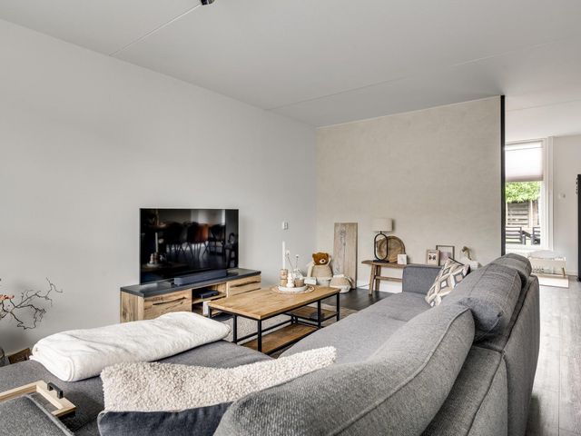 Taxandrialaan 49, Budel