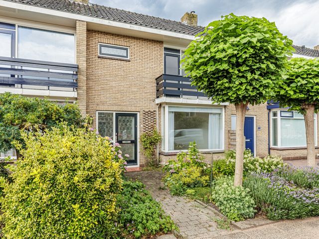 Begoniastraat 34, Oud-Beijerland