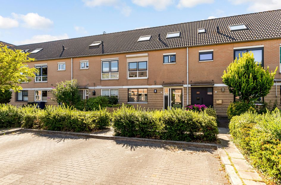 Meidoornstraat 48