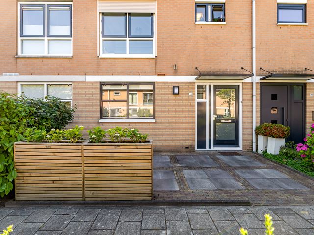 Meidoornstraat 48, Almere