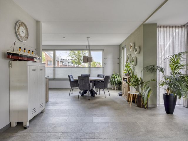 Prinsenhof 75A, Made