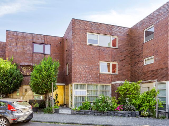 Goudkarpersingel 29, Den Haag