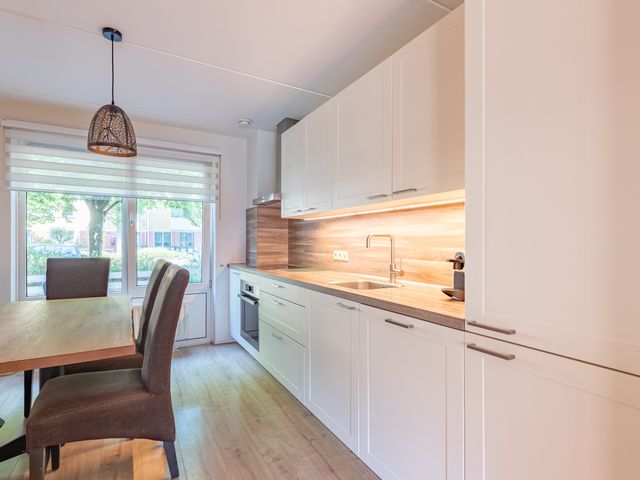 Cronenstein 22, Nieuw-Vennep