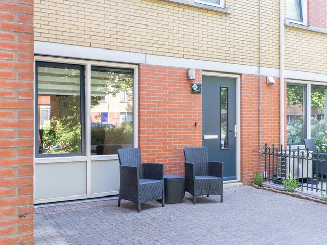 Cronenstein 22, Nieuw-Vennep