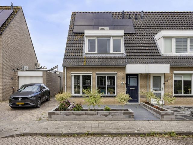 Priorindreef 24, Willemstad