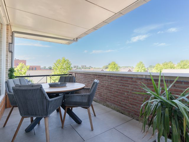Cipreshout 62, Barendrecht