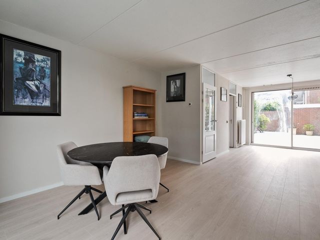 Kerkbollenveld 42, Beverwijk