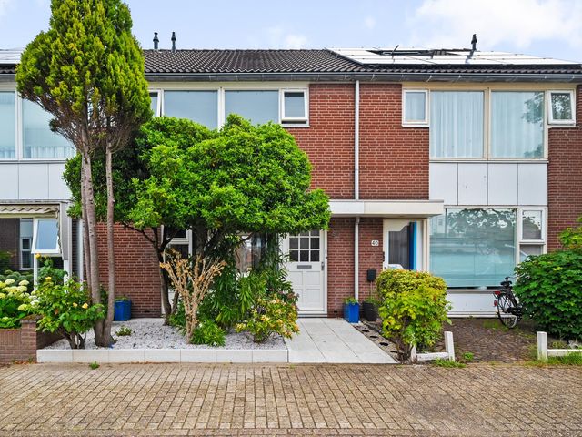 Kerkbollenveld 42, Beverwijk