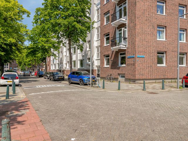 Rösener Manzstraat 153C, Rotterdam