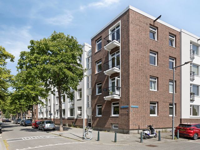 Rösener Manzstraat 157A, Rotterdam