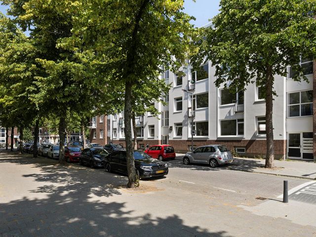 Rösener Manzstraat 157A, Rotterdam