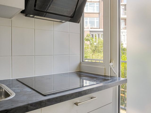 Rösener Manzstraat 157A, Rotterdam