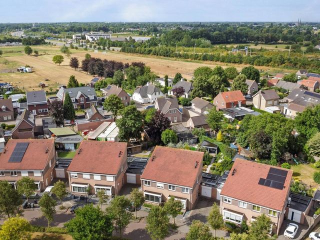 Wim Sonneveldstraat 100, Waalwijk