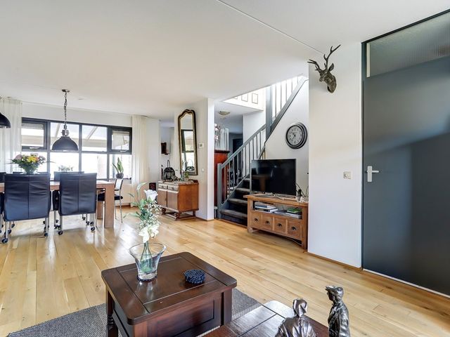 Houtwal 35, Zeewolde